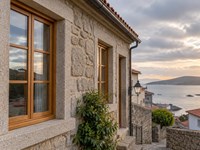 ¿Sirven las ventanas de madera para cualquier casa? Así se adaptan a cada inmueble